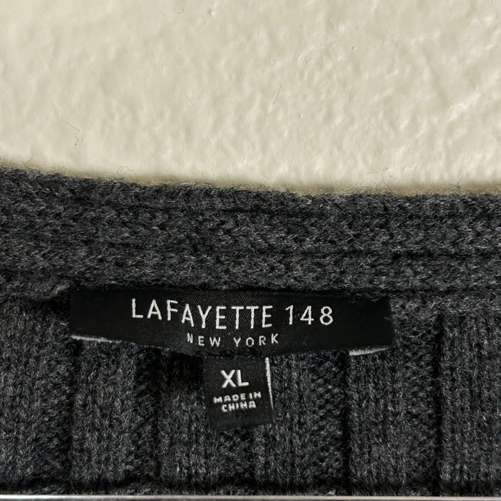 Lafayette 148 size XL short sleeve v-neck sweater 100% wool ribbed gray w pocket - Picture 10 of 11
